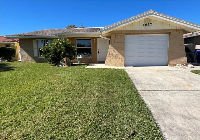 Photo 1 of Single family home for sale at 4937 Dory Dr, New Port Richey, FL 34652 | MLS# W7890726 | Listing updated on 2026-10-29