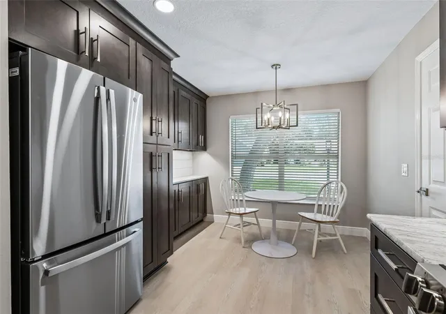 Photo 4 of Single family home for sale at 206 Desota Ct, Lady Lake, FL 32159 | MLS# G5119589 | Listing updated on 2026-10-30