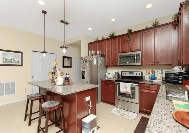 Photo 4 of Single family home for sale at 1961 Benevento St, Saint Cloud, FL 34771 | MLS# O6453534 | Listing updated on 2026-10-29