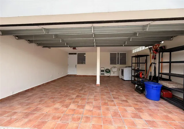 Photo 3 of Single family home for sale at I-3 Princesa Margarita, Guaynabo, PR 00969 | MLS# PR9125344 | Listing updated on 2026-10-29