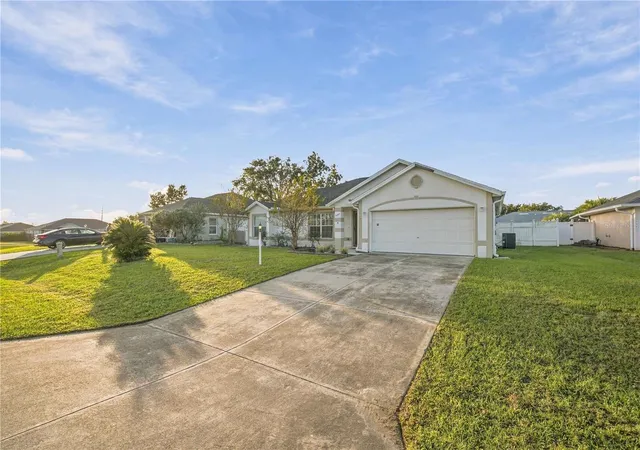 Photo 1 of Single family home for sale at 6064 SW 82nd Place, Ocala, FL 34476 | MLS# OM734874 | Listing updated on 2026-10-29