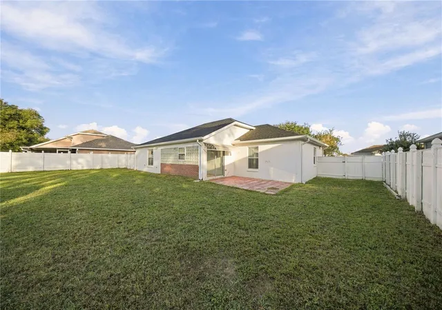 Photo 4 of Single family home for sale at 6064 SW 82nd Place, Ocala, FL 34476 | MLS# OM734874 | Listing updated on 2026-10-29