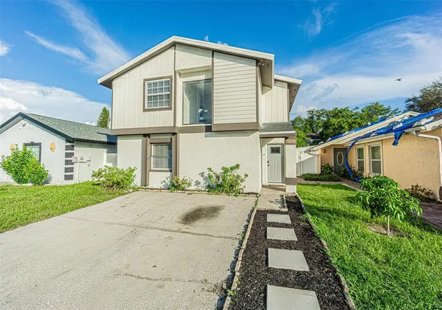 Single family home for sale at 10305 Bramblewood Pl, TAMPA, FL 33624 | MLS# TB8562569