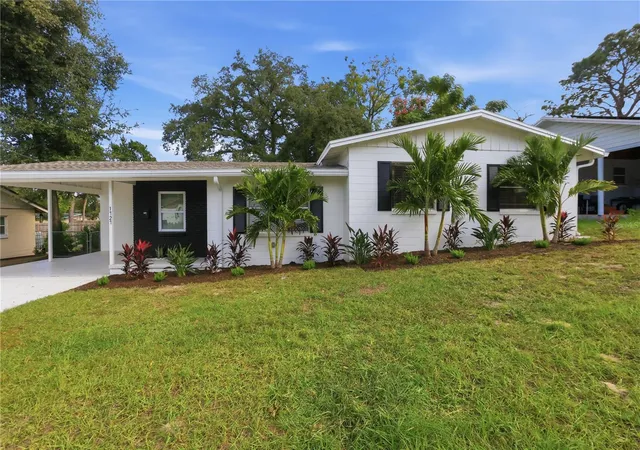Single family home for sale at 1727 N Powers Dr, ORLANDO, FL 32818 | MLS# O6453552