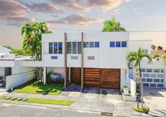 Photo 1 of Mansion for sale at H1 Andalucia St, Carolina, PR 00983 | MLS# PR9125347 | Listing updated on 2026-10-29