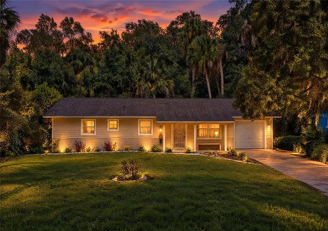 Single family home for sale at 1585 W J Williams Ln, DUNNELLON, FL 34434 | MLS# TB8562605