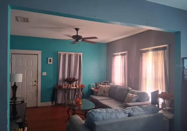 Photo 3 of Single family home for sale at 822 Kentucky Ave, Saint Cloud, FL 34769 | MLS# A4711245 | Listing updated on 2026-10-30