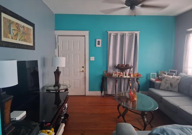 Photo 4 of Single family home for sale at 822 Kentucky Ave, Saint Cloud, FL 34769 | MLS# A4711245 | Listing updated on 2026-10-30