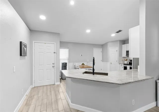 Photo 3 of Single family home for sale at 4445 Horseshoe Pick Ln, Valrico, FL 33594 | MLS# TB8562621 | Listing updated on 2026-10-31