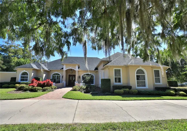 Photo 2 of Single family home for sale at 7308 SE 12th Circle, Ocala, FL 34480 | MLS# OM734887 | Listing updated on 2026-10-29