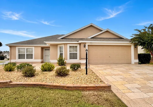 Single family home for sale at 2268 Sutton Ter, THE VILLAGES, FL 32162 | MLS# G5119605