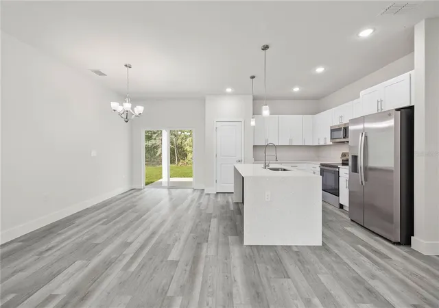 Photo 4 of Single family home for sale at 1601 W Country Clb Blvd, Citrus Springs, FL 34434 | MLS# O6453608 | Listing updated on 2026-10-30