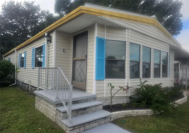 Photo 2 of Manufactured home for sale at 238 Pelican Dr N, Oldsmar, FL 34677 | MLS# TB8562644 | Listing updated on 2026-10-30