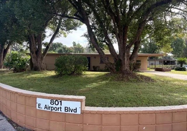 Single family home for sale at 801 E Airport Blvd, SANFORD, FL 32773 | MLS# TB8562647