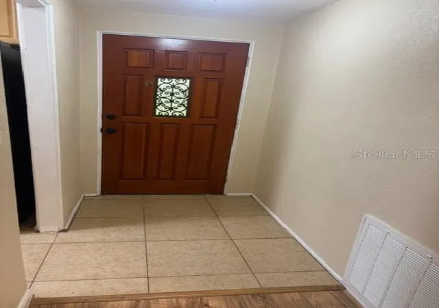 Photo 2 of Single family home for sale at 801 E Airport Blvd, Sanford, FL 32773 | MLS# TB8562647 | Listing updated on 2026-10-29