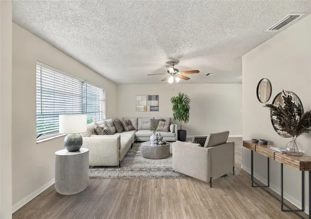 Photo 1 of Single family home for sale at 2704 Woodview Ct, Clearwater, FL 33761 | MLS# TB8562651 | Listing updated on 2026-10-30