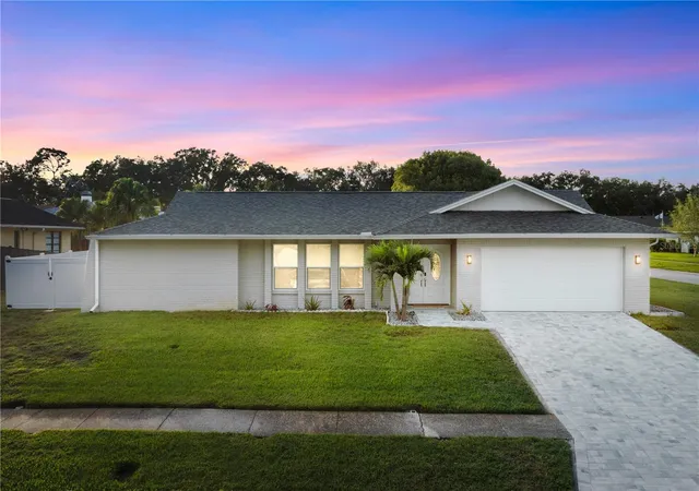 Single family home for sale at 3222 Wessex Way, CLEARWATER, FL 33761 | MLS# TB8562667