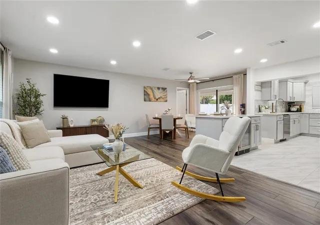 Photo 4 of Single family home for sale at 3222 Wessex Way, Clearwater, FL 33761 | MLS# TB8562667 | Listing updated on 2026-10-30
