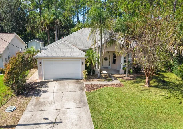 Photo 1 of Single family home for sale at 18 Smith Trl, Palm Coast, FL 32164 | MLS# A4711260 | Listing updated on 2026-10-29