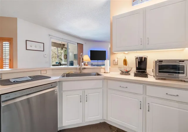 Photo 2 of Single family home for sale at 18 Smith Trl, Palm Coast, FL 32164 | MLS# A4711260 | Listing updated on 2026-10-29