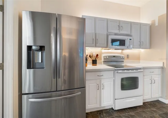 Photo 3 of Single family home for sale at 18 Smith Trl, Palm Coast, FL 32164 | MLS# A4711260 | Listing updated on 2026-10-29