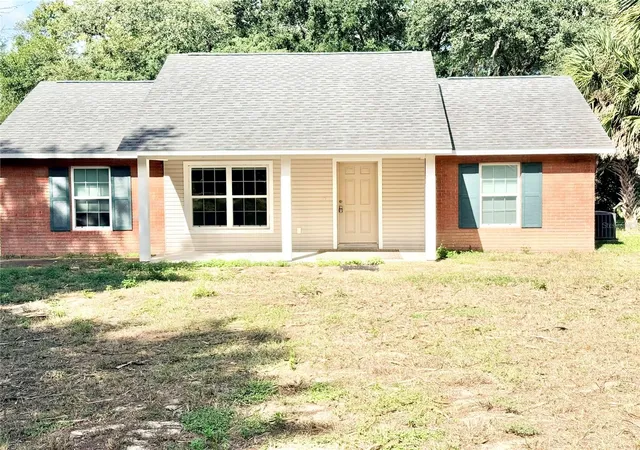Photo 1 of Single family home for sale at 10933 N Em En El Grv Rd, Leesburg, FL 34788 | MLS# G5119613 | Listing updated on 2026-10-29