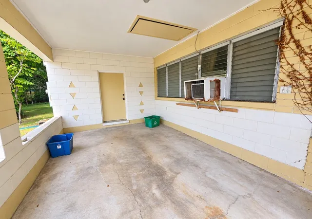 Photo 2 of Single family home for sale at 1265 E Minnesota Ave, Deland, FL 32724 | MLS# FC322432 | Listing updated on 2026-10-30