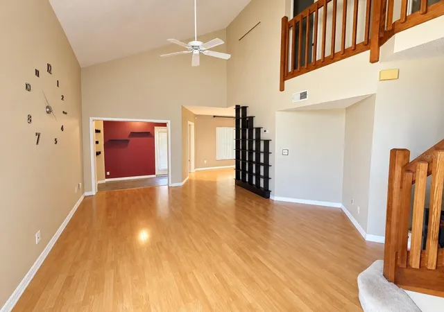 Photo 4 of Townhouse for sale at 4489 Oak Arbor Cir, Orlando, FL 32808 | MLS# O6453628 | Listing updated on 2026-10-30