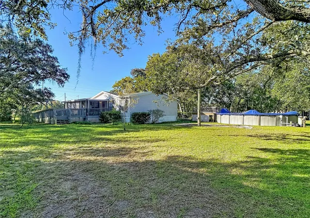 Photo 1 of Manufactured home for sale at 17131 Monteverde Dr, Spring Hill, FL 34610 | MLS# W7890744 | Listing updated on 2026-10-30