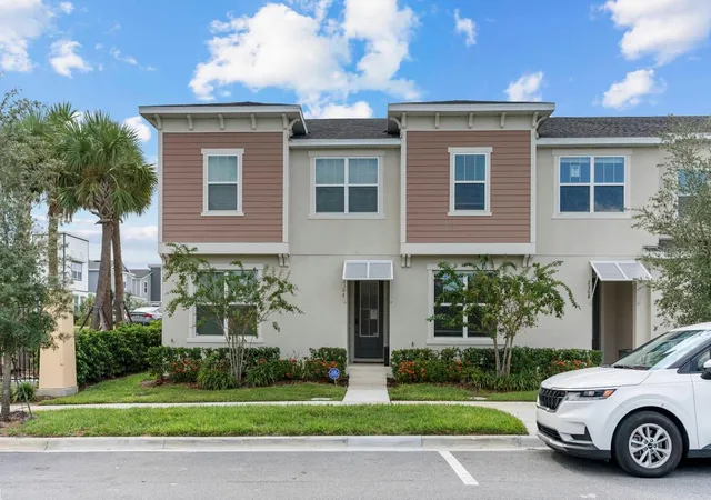 Townhouse for sale at 2306 Zaballina Pl, KISSIMMEE, FL 34747 | MLS# O6453632