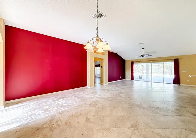 Photo 4 of Single family home for sale at 863 Castleberry Cir, The Villages, FL 32162 | MLS# OM734894 | Listing updated on 2026-10-30