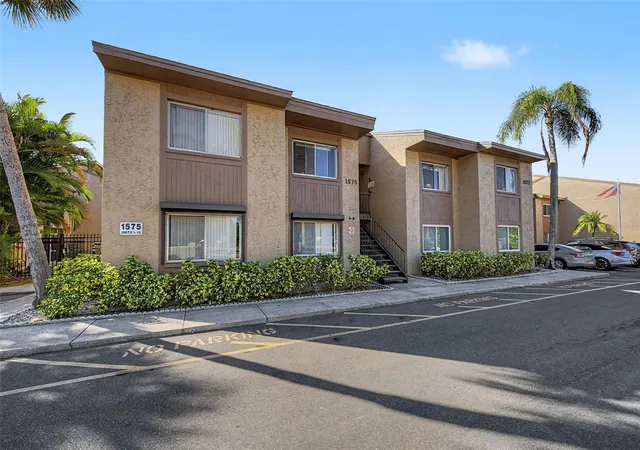 Photo 1 of Condo for sale at 1575 Greenlea Dr #4, Clearwater, FL 33755 | MLS# TB8562687 | Listing updated on 2026-10-29