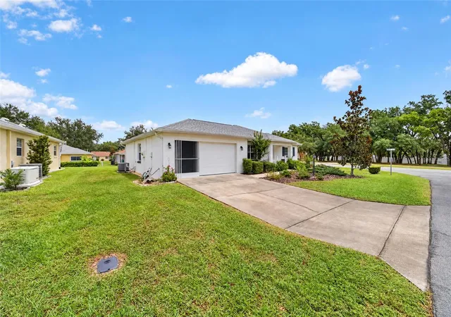 Photo 3 of Single family home for sale at 9681 SW 97th Place, Ocala, FL 34481 | MLS# OM734895 | Listing updated on 2026-10-29