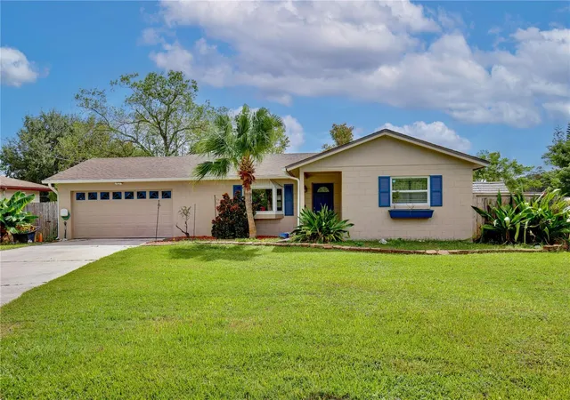 Photo 1 of Single family home for sale at 2032 Lake Christie Dr, Orlando, FL 32809 | MLS# O6453637 | Listing updated on 2026-10-30