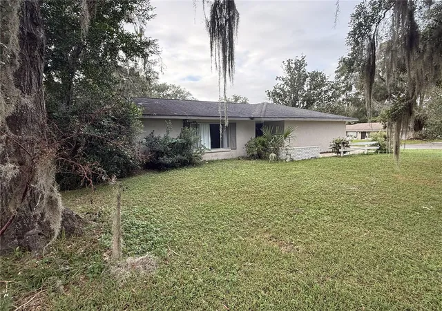Single family home for sale at 1 Emerald Ct Dr, OCALA, FL 34472 | MLS# OM734896