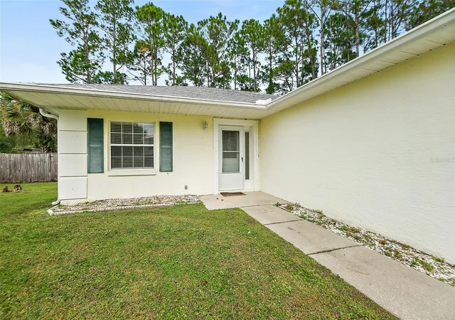Photo 1 of Single family home for sale at 16 Slumber Meadow Trl, Palm Coast, FL 32164 | MLS# FC322435 | Listing updated on 2026-10-29