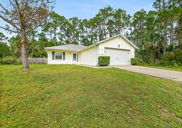 Photo 2 of Single family home for sale at 16 Slumber Meadow Trl, Palm Coast, FL 32164 | MLS# FC322435 | Listing updated on 2026-10-29