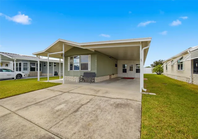 Photo 2 of Manufactured home for sale at 4121 Joyful Ln, Zephyrhills, FL 33541 | MLS# TB8562702 | Listing updated on 2026-10-29