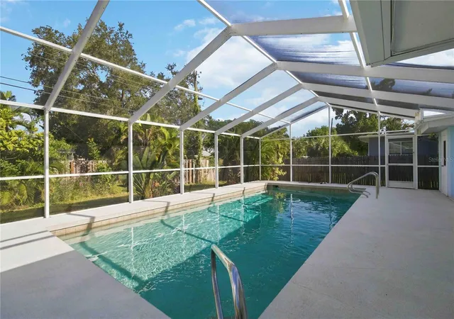 Photo 1 of Single family home for sale at 139 Adair Ave, Sarasota, FL 34243 | MLS# A4711276 | Listing updated on 2026-10-29