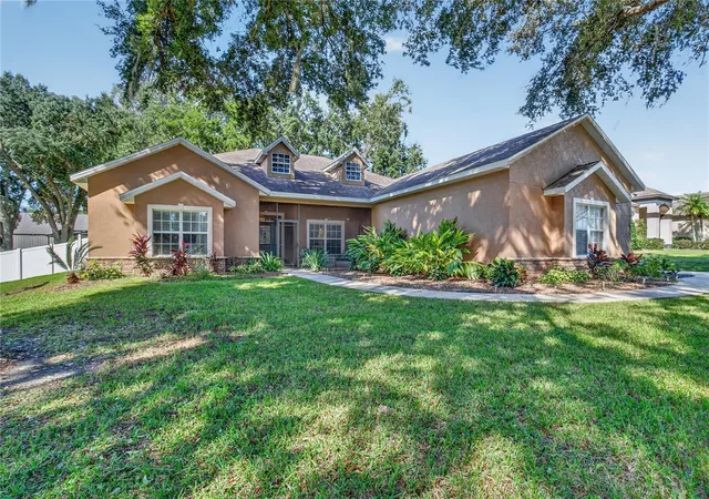 Single family home for sale at 33615 Lake Myrtle Blvd, LEESBURG, FL 34748 | MLS# G5119615