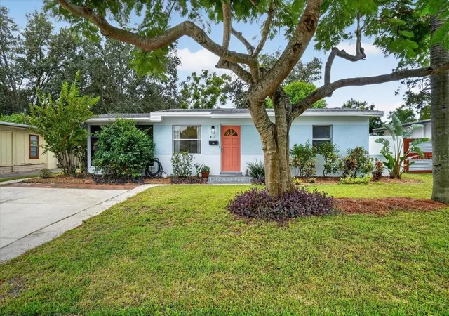 Photo 1 of Single family home for sale at 844 86th Avenue N, Saint Petersburg, FL 33702 | MLS# A4711277 | Listing updated on 2026-10-30