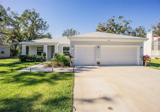 Single family home for sale at 8510 Dee Cir, RIVERVIEW, FL 33569 | MLS# TB8562707