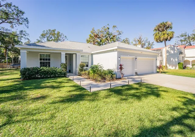 Photo 2 of Single family home for sale at 8510 Dee Cir, Riverview, FL 33569 | MLS# TB8562707 | Listing updated on 2026-10-30