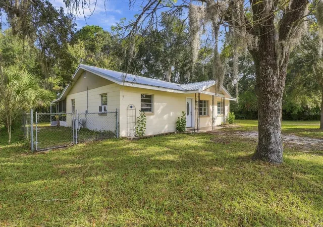 Photo 3 of Single family home for sale at 7635 W Mesa Ln, Homosassa, FL 34448 | MLS# W7890752 | Listing updated on 2026-10-30