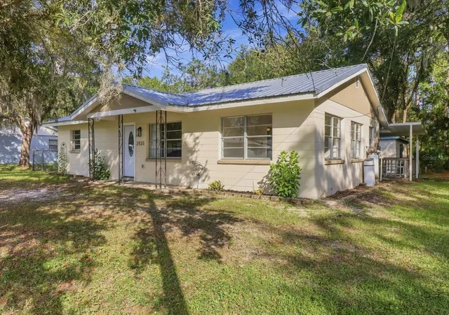Photo 4 of Single family home for sale at 7635 W Mesa Ln, Homosassa, FL 34448 | MLS# W7890752 | Listing updated on 2026-10-30