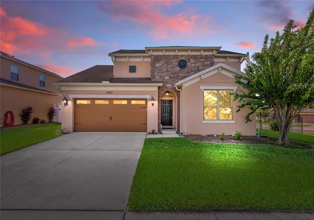 Single family home for sale at 4002 Silk Oak Ln, MINNEOLA, FL 34715 | MLS# O6453661