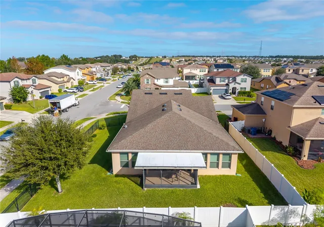 Photo 3 of Single family home for sale at 4002 Silk Oak Ln, Minneola, FL 34715 | MLS# O6453661 | Listing updated on 2026-10-30