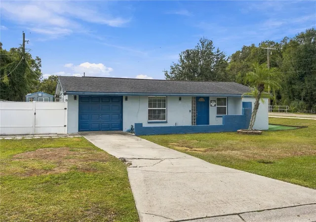 Single family home for sale at 101 Mitchell Dr, BRANDON, FL 33511 | MLS# TB8562732