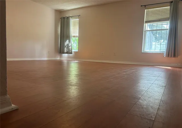 Photo 4 of Single family home for sale at 1030 Crystal Bay Ln, Orlando, FL 32828 | MLS# O6453673 | Listing updated on 2026-10-30