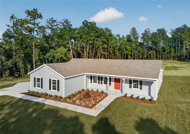 Photo 2 of Single family home for sale at 8465 SW 128th Terrace, Dunnellon, FL 34432 | MLS# OM734904 | Listing updated on 2026-10-29